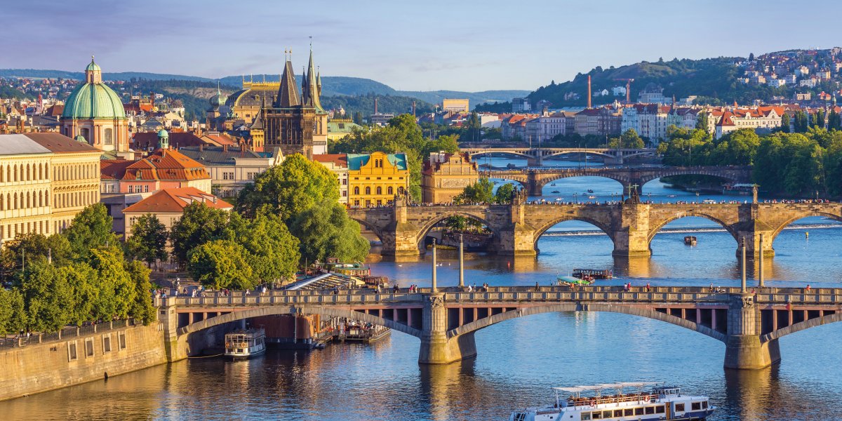  &copy; Noppasinw - stock.adobe.com