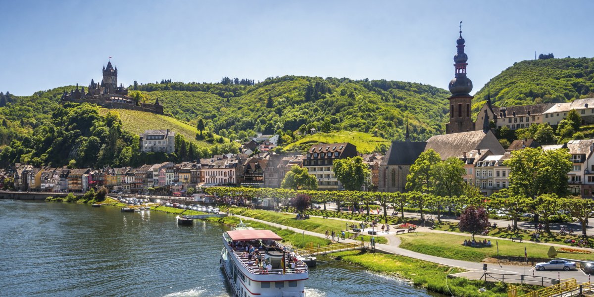  © Sina Ettmer - stock.adobe.com