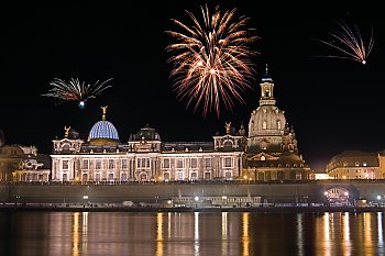 Feuerwerk in Dresden © A. Erdbeer-Fotolia.com