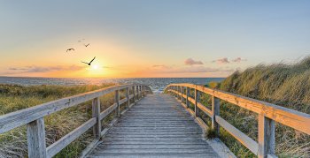 Sonnenuntergang am Strand © Marco2811-fotolia.com