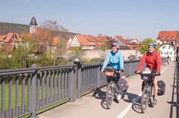 Auf dem Weserradweg in Hann. Münden © TourismusMarketing Niedersachsen GmbH/Thorsten Brönner