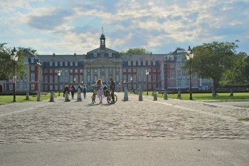 Schlossplatz in Münster © PriPixEL - stock.adobe.com