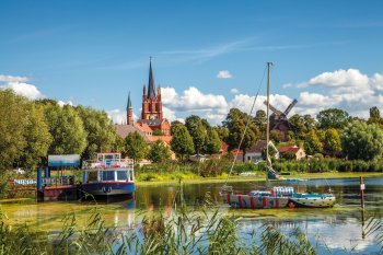 Blick auf Werder an der Havel © Sina Ettmer - stock.adobe.com