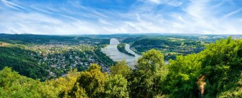 Blick vom Drachenfels in das Rheintal © EKH-Pictures - stock.adobe.com