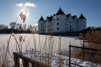 Schloss Glücksburg im Winter © Lars Gieger - stock.adobe.com