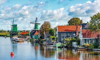 Fischerdorf Volendam © Denis Rozhnovsky - stock.adobe.com