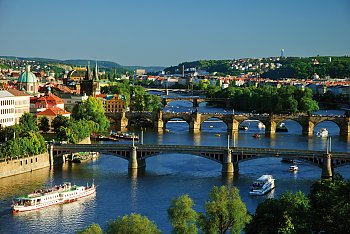 Prager Brücken über die Moldau © Ionia-fotolia.com