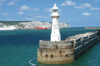  &copy; World travel images - fotolia.com