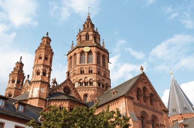  &copy; citylights-fotolia.com
