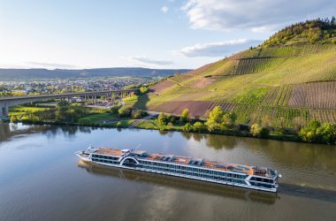  © Lüftner Cruises