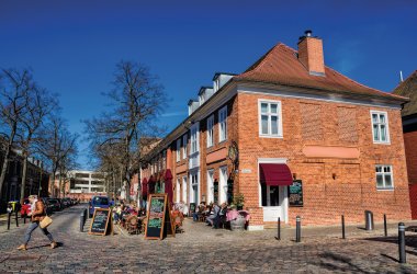  &copy; ArTo-stock.adobe.com