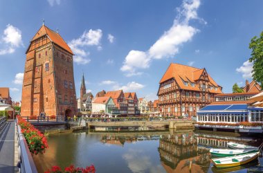  © Sina Ettmer - stock.adobe.com