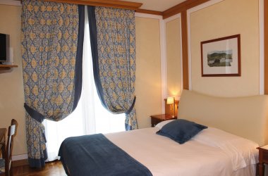  &copy; Iseolago Hotel