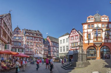  &copy; Sina Ettmer - stock.adobe.com