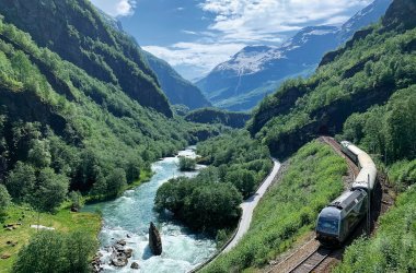  © Øyvind Heen - fjords.com