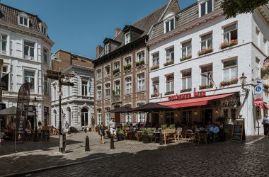  &copy; Maastricht Marketing/eighty8things