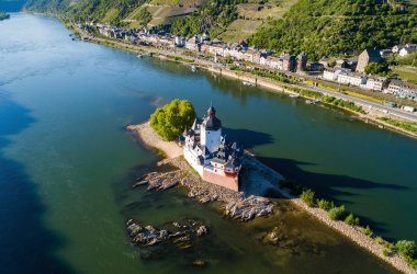  &copy; Rheintouristik Tal der Loreley, St. Goar/Mahlow Media, Winningen