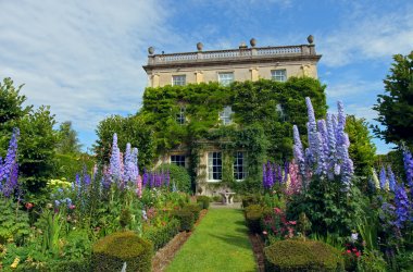  &copy; Ava Photographic Sundial Garden