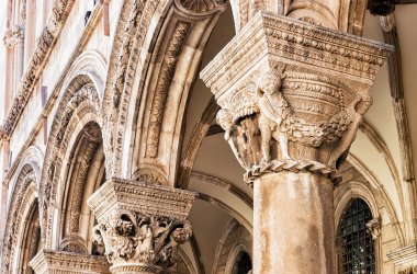 &copy; Roman Babakin - stock.adobe.com