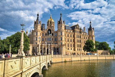 Schweriner Schloss © powell83 - stock.adobe.com