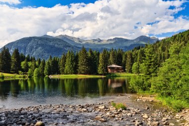 Trentino - Lago dei Caprioli in Val di Sole © Antonio Scarpi-fotolia.com