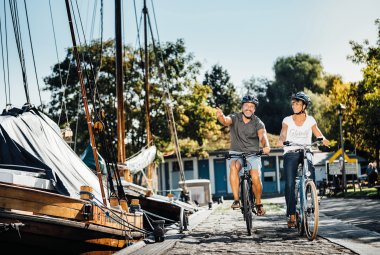 Radler am Hafen Damgarten © Stadt Ribnitz-Damgarten
