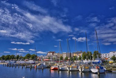 Alter Strom in Warnemünde © DR pics - stock.adobe.com