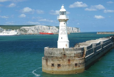 Dover Hafeneinfahrt