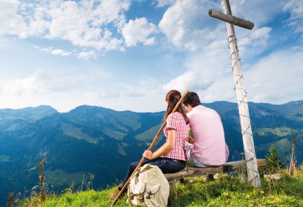 Wanderrast am Kreuz