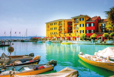 Am Hafen von Sirmione